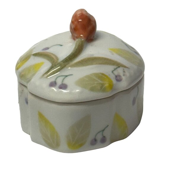 Andrea by Sadek Oval Porcelain Trinket Box Pink Tulip Green Leaves 2.75 inches - Picture 5 of 9